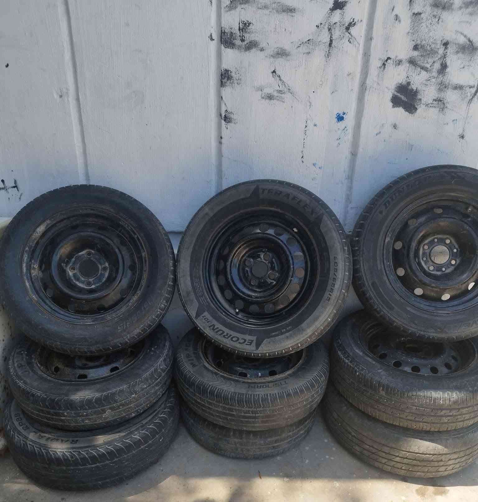 تفصيخ سمند وسايبه وبيجوحداديه وضفيره وتايرات وعينات موجوده بلبصره شراي يجي خاص ***********
