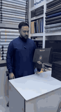 😍قماش انكليزي Merino😍

شركة Doormeuil

شركه دورميل الانكليزي تصنيع في الصين

خامة عالية الجودة مناسبة للهندام الرجالي الشتوي 👌
فخامة وأصالة تعكس الذوق المميز

قماش بدون كوي ولا يتكسر ب لبس 

القماش مقاوم الى رائحه عرق الجسم ولا يتلكع ب الماء

قماش  قاط عرب . دشداشه . صايه وجاكيت . زي كردي 

سعر القطع (75.000) الف

قياس القطعه (3.5) متر

متوفر توصيل جميع محافظات العراق مجانا

للحجز والتثبيت مراسله الصفحه  او مراسله الرقم *********** 

‏‌‎العنوان بغداد - الشورجه - سوق التجار (سوق العريض)- قرب خان دله 
مجاور البنك المركزي خلف شارع السمؤل
