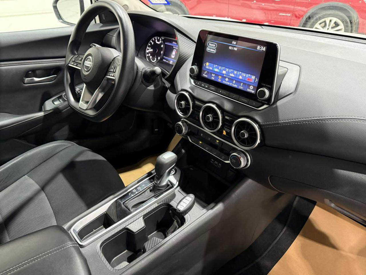 � نيسان سنترا 2023 – وارد أمريكي

 • الموديل: 2023
 • المحرك: 4 سلندر 2.0L
 • ناقل الحركة: أوتوماتيك
 • الدفع: أمامي
 • اللون: (ابيض)
 • الممشى: (46500)

 الحالة:

 • ضربة في الصندوق الخلفي فقط
 • لا توجد أضرار في الأيرباك
 • السيارة شغالة وجاهزة
 • فحص بأي مكان

 المواصفات والتجهيزات:

 • رادار أمامي
 • حساسات
 • نظام النقطة العمياء
 • تحذير الخروج عن المسار
 • مثبت سرعة
 • تحكم من الستيرن
 • نوافذ كهربائية
 • شاشة + بلوتوث
 • تكييف ممتاز
 • كاميرا خلفية
 • ABS + Airbags
مخرج USB+تايب سي للشحن 

 السعر: (15,000)
 الموقع: (بغداد/ حي العامل)
 للتواصل: (***********) بغداد, العراق
