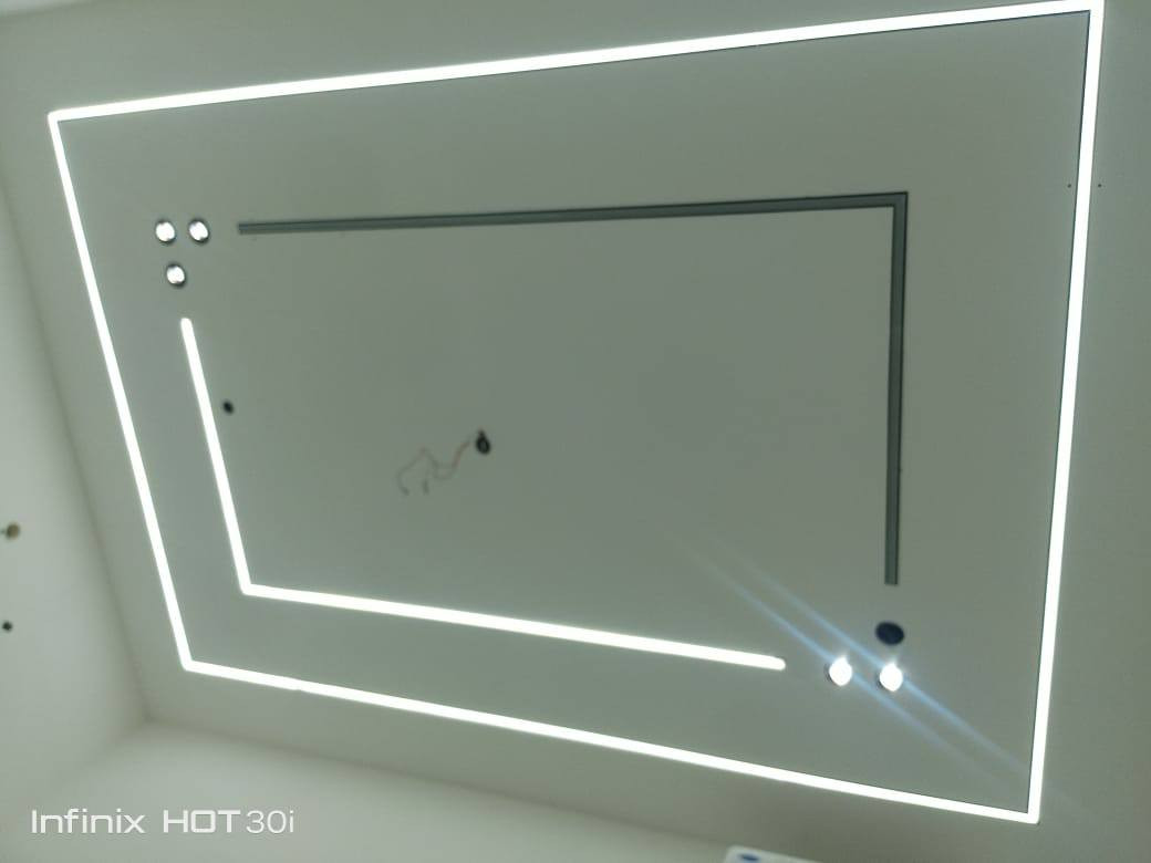 خلفه جبس بورد وجميع الديكورات والسقوف الثانوي والمعجون والصبغ ***********
