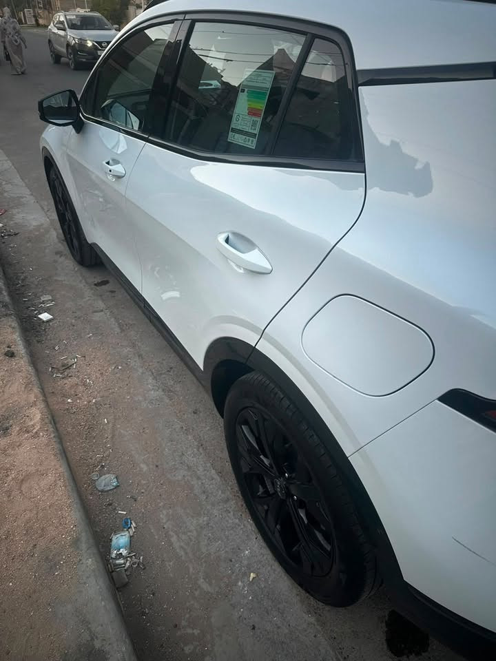 كيا سبورتج 2025 خليجية فئة Black Edition
اخت الزيرو ماشية 6 الاف فقط بعده بالضمان رقم بغداد
مواصفاته معروفه البلاك اديشن كشنات جلد رادارات جانبيه تدفئة ستيرن وكشنات وهوايه مواصفات بعد
السعر 233 ورقه وبيه مجال بسيط 
العنوان بغداد / نفق الشرطة

للتواصل ***********
