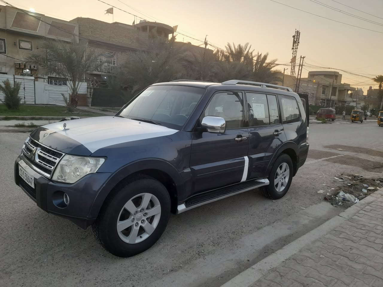 السلام وعليكم البيع باجيرو حبتور يعني فول واحد عله واحد سياره جديده ومكفوله من الضربه والتبديل فقط صبغ جاملغ أمامي سبعه راكب ٣قطع تبريد ثلج شاشه كامره اشاير ترحيب محرك ٣٨٠٠ تخم تاير جديد صدر جديد موديل ٢٠٠٨   رقم بغداد الدولي   السعر ١٢٢ بيه مجال قليل الشراي يتصل ***********
