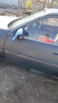 سياره للبيع والشراي خلي ينتصر على هذا الرقم والسعر 17 قفل وراح احط رقم...