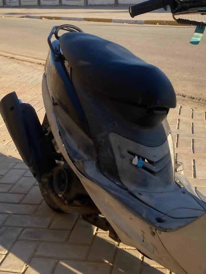 ماكس للبيع السعر 425وبيها مجال للشراي بسيط رقم التليفون وبي واتساب ***********
