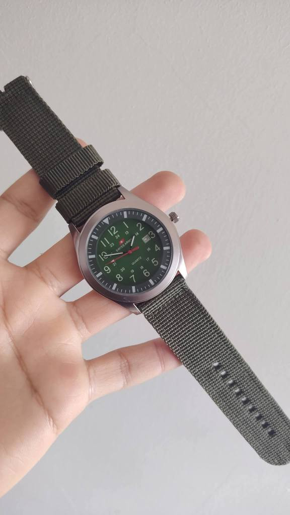 قطعتين سويس ارمي  ساعه الجيش السويسري 🇨🇭تاريخ يومي ومختمه سويسري ضد الماء سير كتان مقاوم للحرق زجاج زفير مقاوم للخدش سعر القطعه(8) الف دينار سعر القطعتين(15) الف شراي يراسلني خاص او وتساب موجود بحسابي ويوجد توصيل بغداد, العراق


**إذا كنت صاحب هذا الإعلان وتريد حذفه لأي سبب، رجاءا أرسل رسالة إلى الدعم الفني**