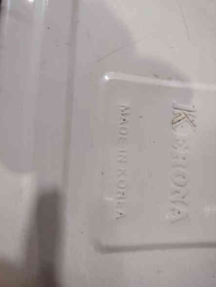 صوبه ماركة  نظيفه كلش
السعر 50 الف
العنوان بغداد  ساحة الاندلس شارع النظال
*********** واتس
