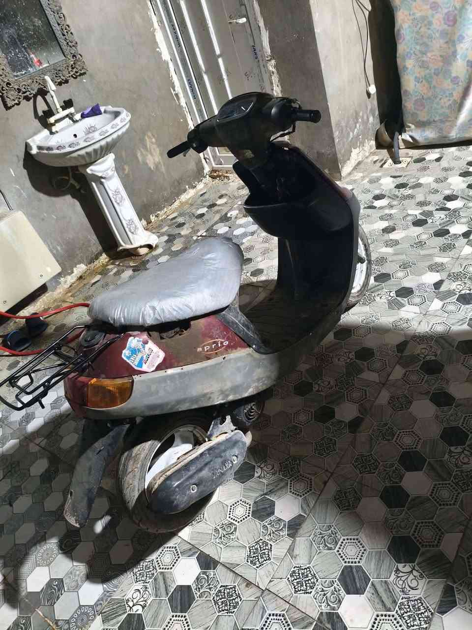 سلام عليكم دراجه بطه للبيع دراجه مكفوله من الشاصي وكهربئيات دراجه بس عايزه شويه ترتيب بسه صوت اكسن سعره ب150وبيه مجال


**إذا كنت صاحب هذا الإعلان وتريد حذفه لأي سبب، رجاءا أرسل رسالة إلى الدعم الفني**