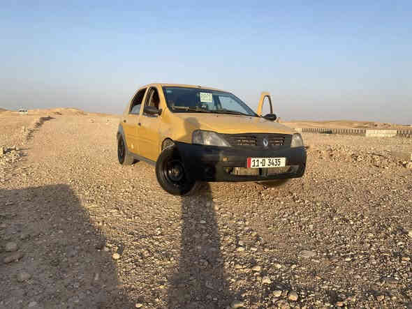 سلام عليكم 
بيع مستعجل رينو لوكان 2009رقم بغداد بسمي السنويه لل30كير محرك خير من الله لاصرف لا تبخير تبريد تدفئه صدر امامي خلفي كله جديد رايدهه ب30وبيهه مجال بسيط  سياره مال رزق 
للاستفسار اكثر المراسله او الاتصال ع الرقم 
عنوان ديالى جلولاء 
***********
