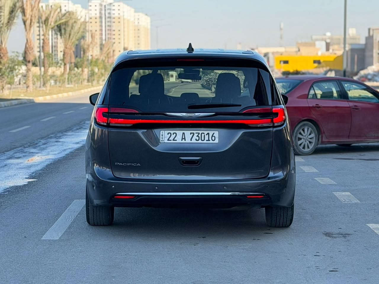 Chrysler Pacifica Touring L 2023 Gray 3.6L vin
للبيع دوج باسفيكا وارد امريكي موديل 2023

حادث موضح بالصور صبغ نص باب الصندوق باقي السيارة مكفولة من الصبغ 

***********

سعر 243 ورقة 

بصمة تشغيل وابواب بصمة وتشغيل عن بعد 

حجم محرك 3600 

ابواب خلفية سلايد كهربائي 

كشنات جلد وكهرباء 

كشن خزن 

صندوق كهرباء شفط 

كير ماوس

منافذ شحن بكل مكان

شاشة كبيرة الحجم وكامرة دوارة

اشاير بالمري 

رادار نقطة عمياء تحديد مسار توقف ذاتي 

لايت وبك لايت اناره زينون led

7 راكب 

ثلاث قطع تبريد مركزي

هاند بريك بصمة 

سعر 243 ورقة 

رقم اربيل خصوصي دخول جديد وترقيم جديد 

مكان السيارة بغداد الكرخ قرب شارع مطار بغداد الدولي 

***********
