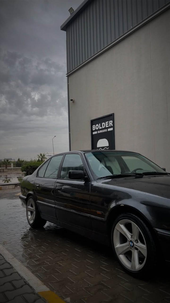 1992 
525 كبس توماتيك 
رقم هزه سنوية جديد بسمي
٥٥ ورقة بيه مجال أربيل, العراق


**إذا كنت صاحب هذا الإعلان وتريد حذفه لأي سبب، رجاءا أرسل رسالة إلى الدعم الفني**