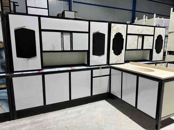 عرض لفترة محدودة
كاونتر مترين مع ملحق وسنك مرمر مترو20سعر 280الف فقط
واتساب ***********
