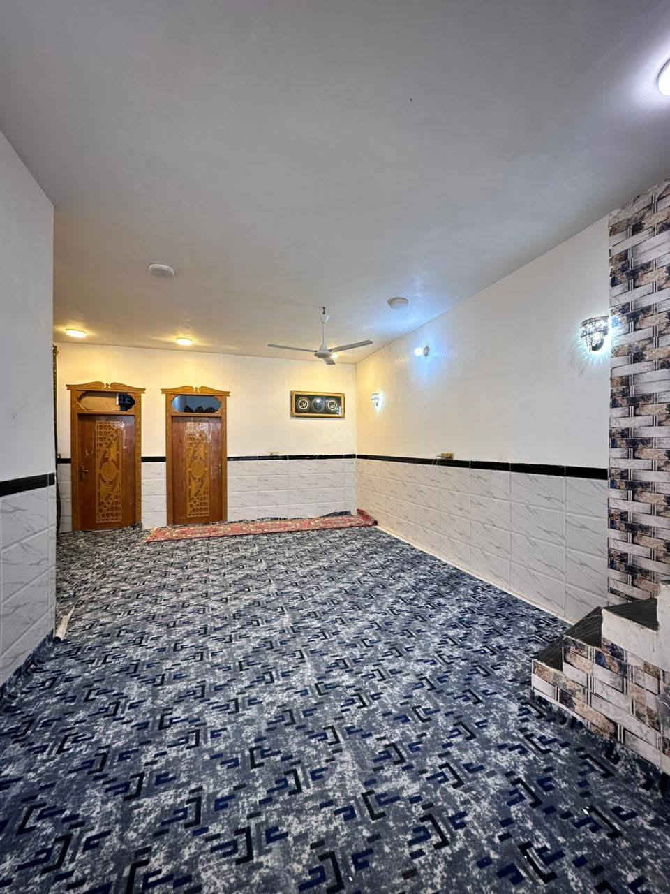 مكتب النور للعقار 350 السعر ب 70 او بمجال
*********** الاستفسار واتساب اتصال
-_______
                       📍 موقع الدار  👇🏻

                    #النجف - #مقابل_قرية لغدير - 

           

—————————————————————
 ☎️☎️*********** للاستفسار واتساب اتصال
—————————————————————

🏗  البناء حديث والشغل درجة اولى مالت جناي 

🔹طابوق جمهوري نهروان والبناء كلة 9 انج 

🔹 صب مركزي كونكريت مسلح

🔹 سيراميك للمطبخ والصحيات

🔹 جدران بورسلين 

والكثير من التفاصيل التي يطول ذكرها 

————————————
🔷   يحتوي الدار على   🔷
————————————

مجموع غرف النوم 2+ صاله + ستغبال + مطبخ +
 صحيات عدد *********** الاستفسار واتساب اتصال
 منور عدد 2
