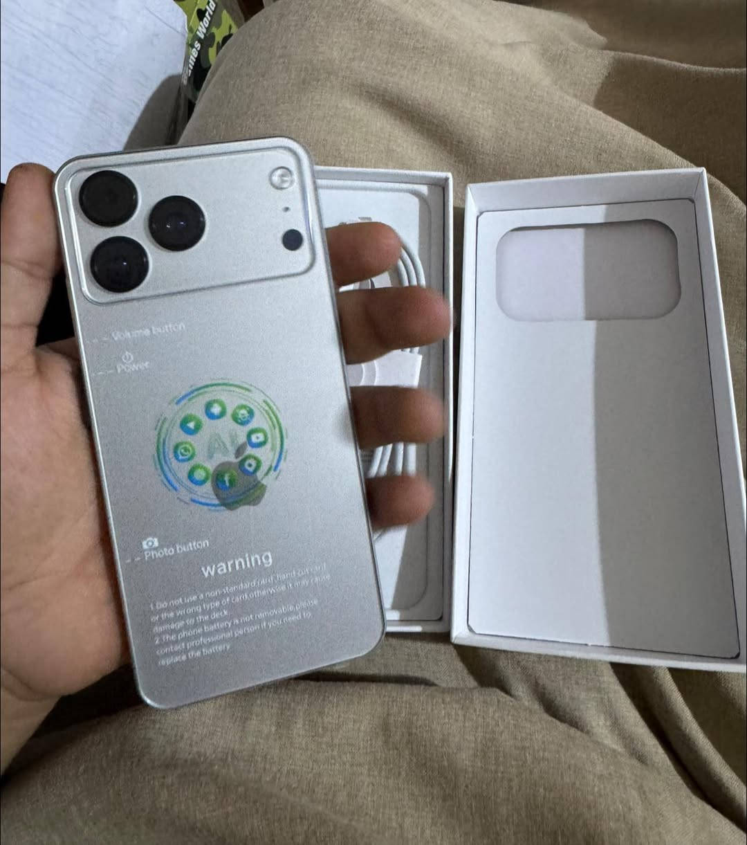 للبيع قطعتين ١٧ برو ماكس تقليد
برتقالي
سلفري
الجهازين فقط مشتغلات بدون استخدام
مكاني نجف 
***********
