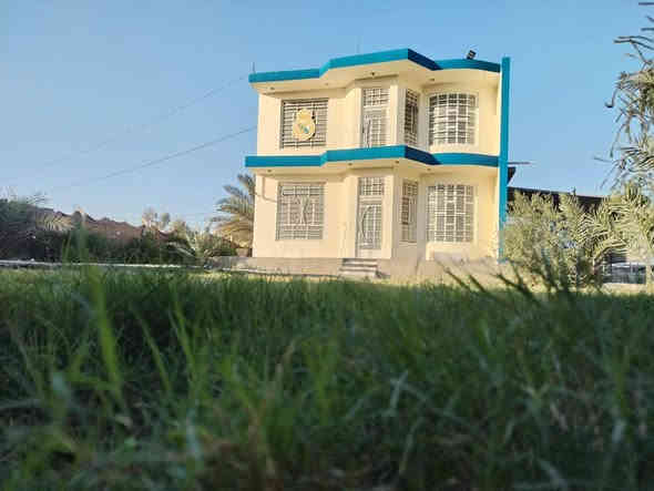 السلام عليكم مزرعة مع بيت طابو زراعي سند 25 مساحة المزرعه 1300م والبيت 100م العنوان طريق حلة نجف 
للاستفسار اكثر الاتصال على الرقم *********** بي واتساب
