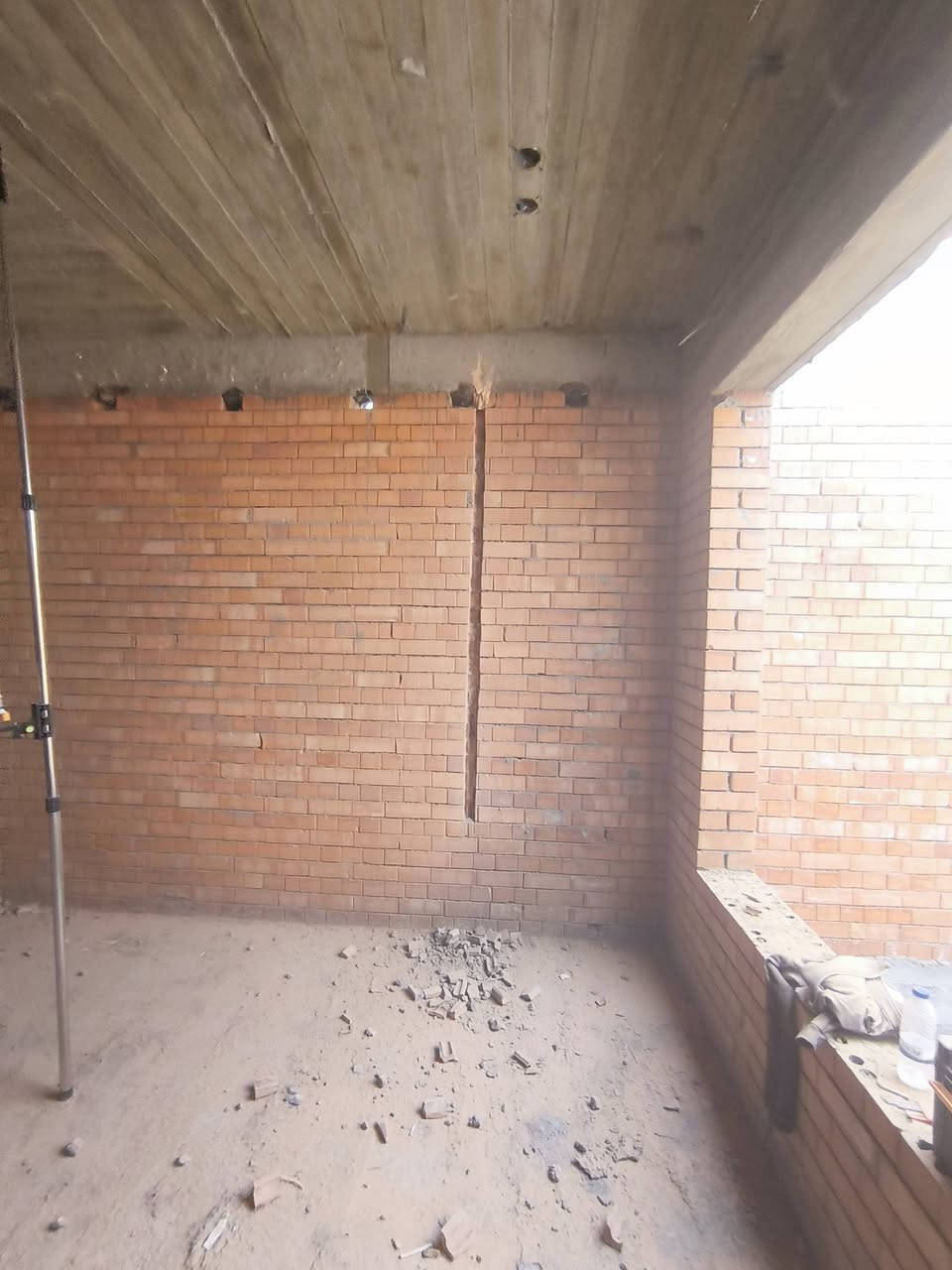 السلام عليكم احنا 2
نشتغل كلشي نشر سقوف-حفر- تكعيد بوكسات- تسليك- تقفيل انارة ونقاط وسيركت 
نسكن ببغداد الي عنده شغل لايقصر 
***********
