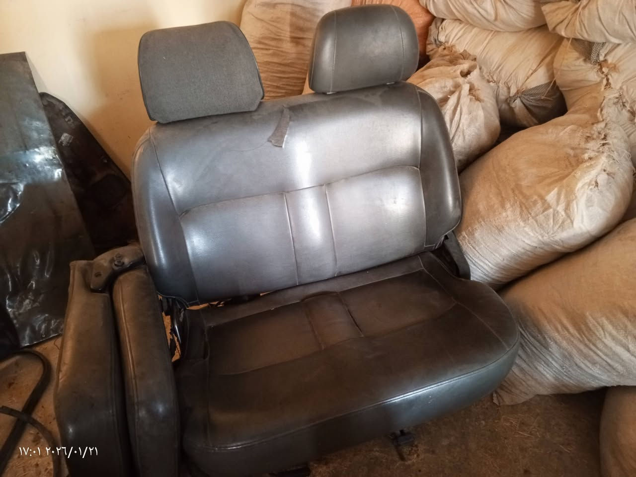 سلام عليكم أخوان كشنات ستاركس للبيع السعر 500الف وبيهن مجال المكان موصل التواصل على هاذه الرقم ***********
