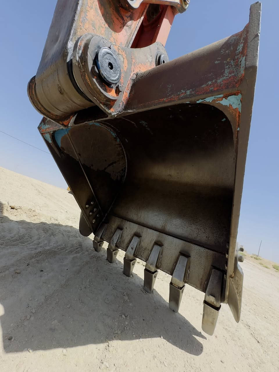 السلام عليكم كيله حفاره للبيع يابانيه بلاديه 

للستفسار ***********
