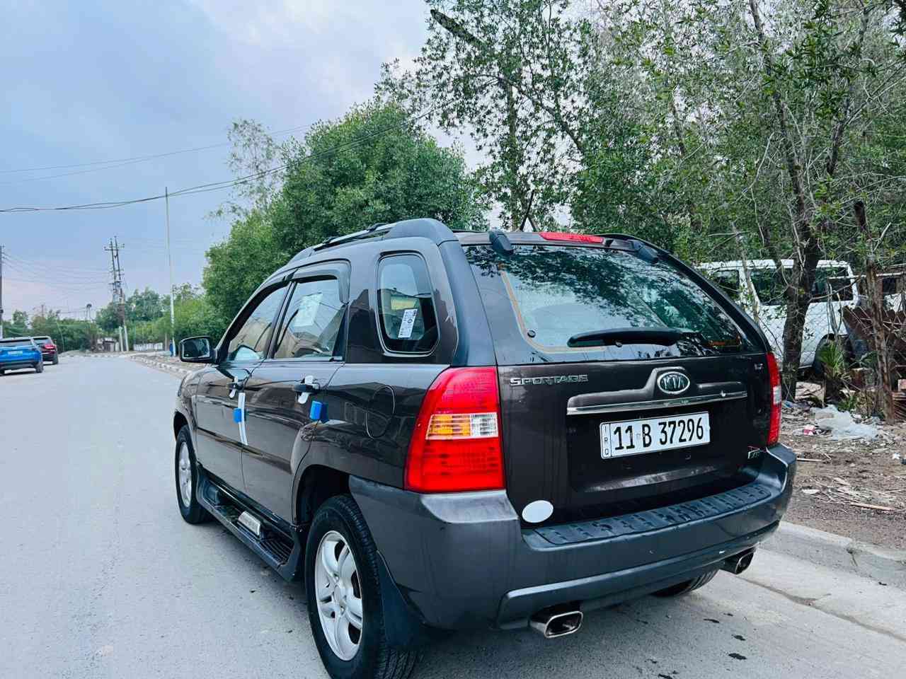 السلام عليكم كيه سبورتج موديل ٢٠٨ وارد امريكي صور حادث منشور السياره جديد وجاهزا مكينه وكير وحداديه وتبريد مكفولات مكينه ٦ سلندر العنوان بغداد الامين الثانيه شارع نواب السعر ٩٢وبيه مجال شي بسيط الهاتف ***********
