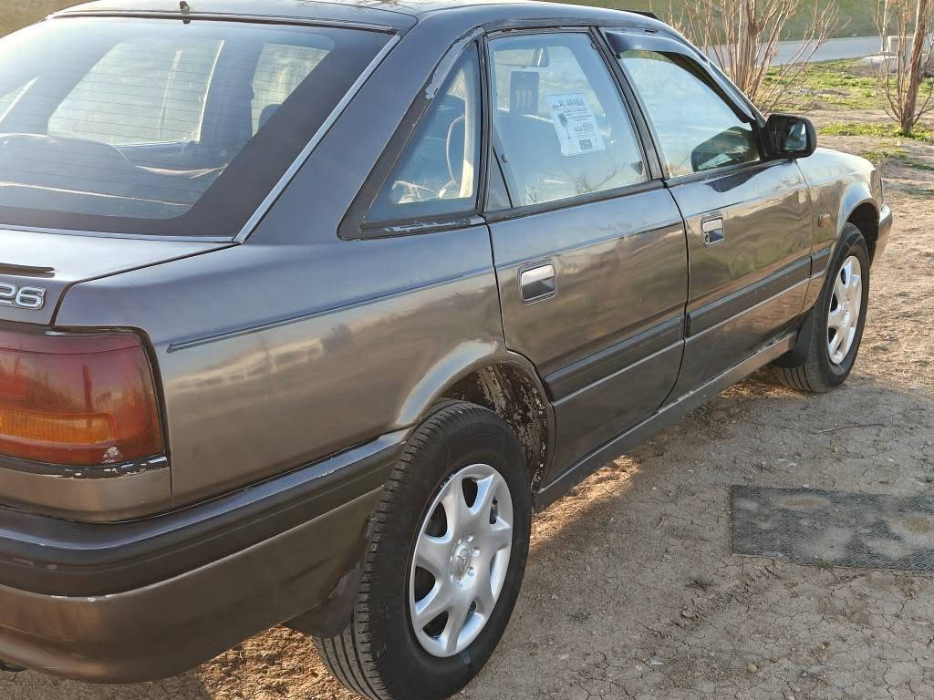 مازدا 626 هەشتوو بەخ سەنەوی نوێ بڕاوەو وەرگەرا بەشەرت نرخ 34وەرەقە *********** أربيل, العراق
