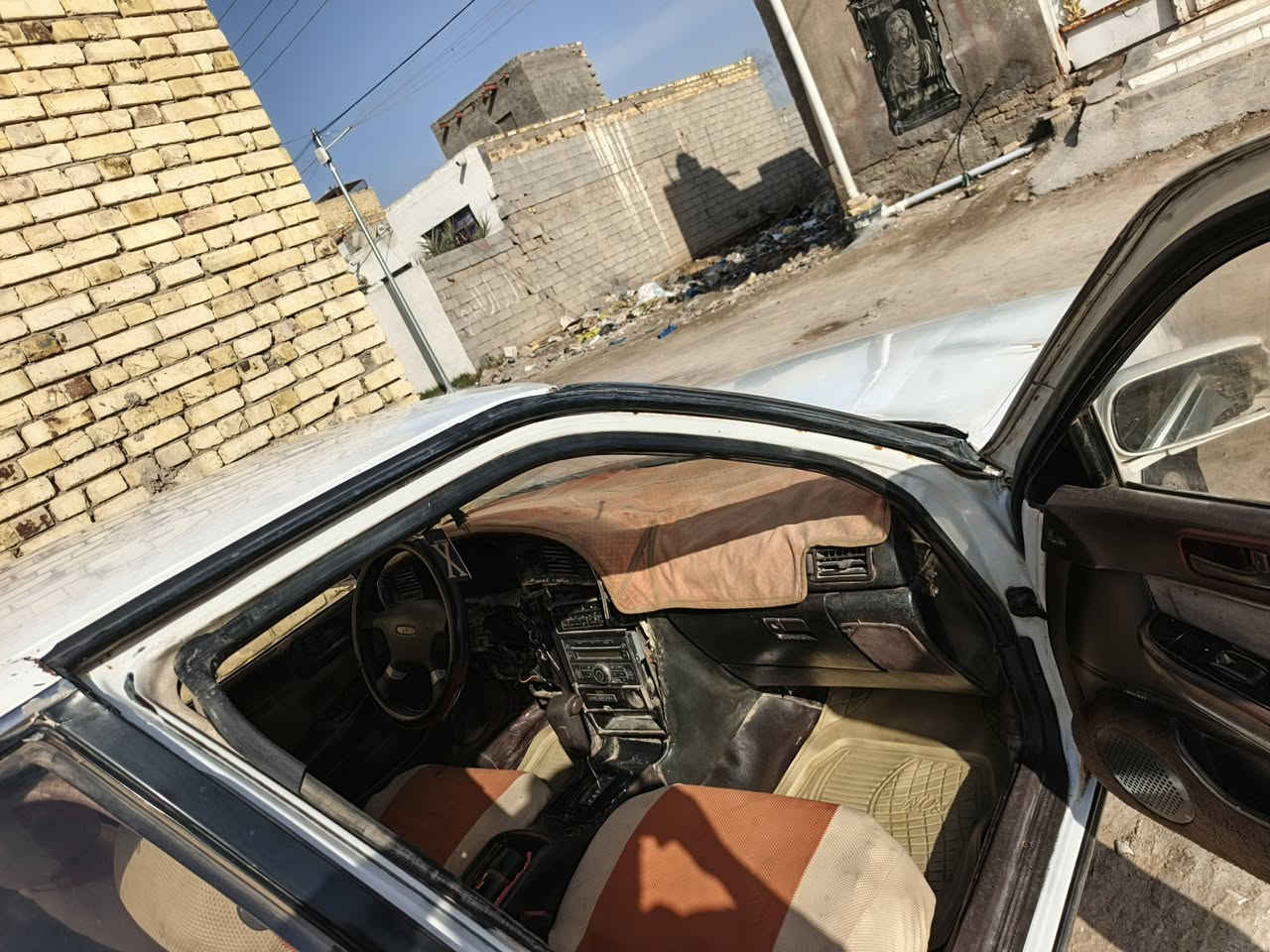 سياره كرستا مصطره سياره جاهزه ومرتبه رقم كربلاء مشروع وطني اصوليات كامله مكينه ونجي خير من الله سعر ٣٨وبيه مجال بصيط***********
