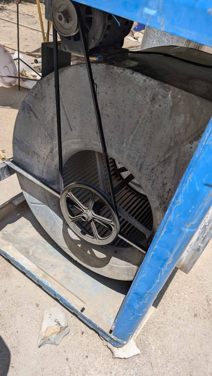موبەڕیدە شەریکەی سپهر التریک ی ئەصڵی
قیاس شەش و نیو(6.5)  گەورە هەوای زۆر بەهێز 
کەم بەکارهاتووە وەک نوێ ئیش ئەکات بە شەرت

نرخ ١٨٥ هەزار و معامەلە

ناونیشان سلێمانی السليمانية, العراق


**إذا كنت صاحب هذا الإعلان وتريد حذفه لأي سبب، رجاءا أرسل رسالة إلى الدعم الفني**