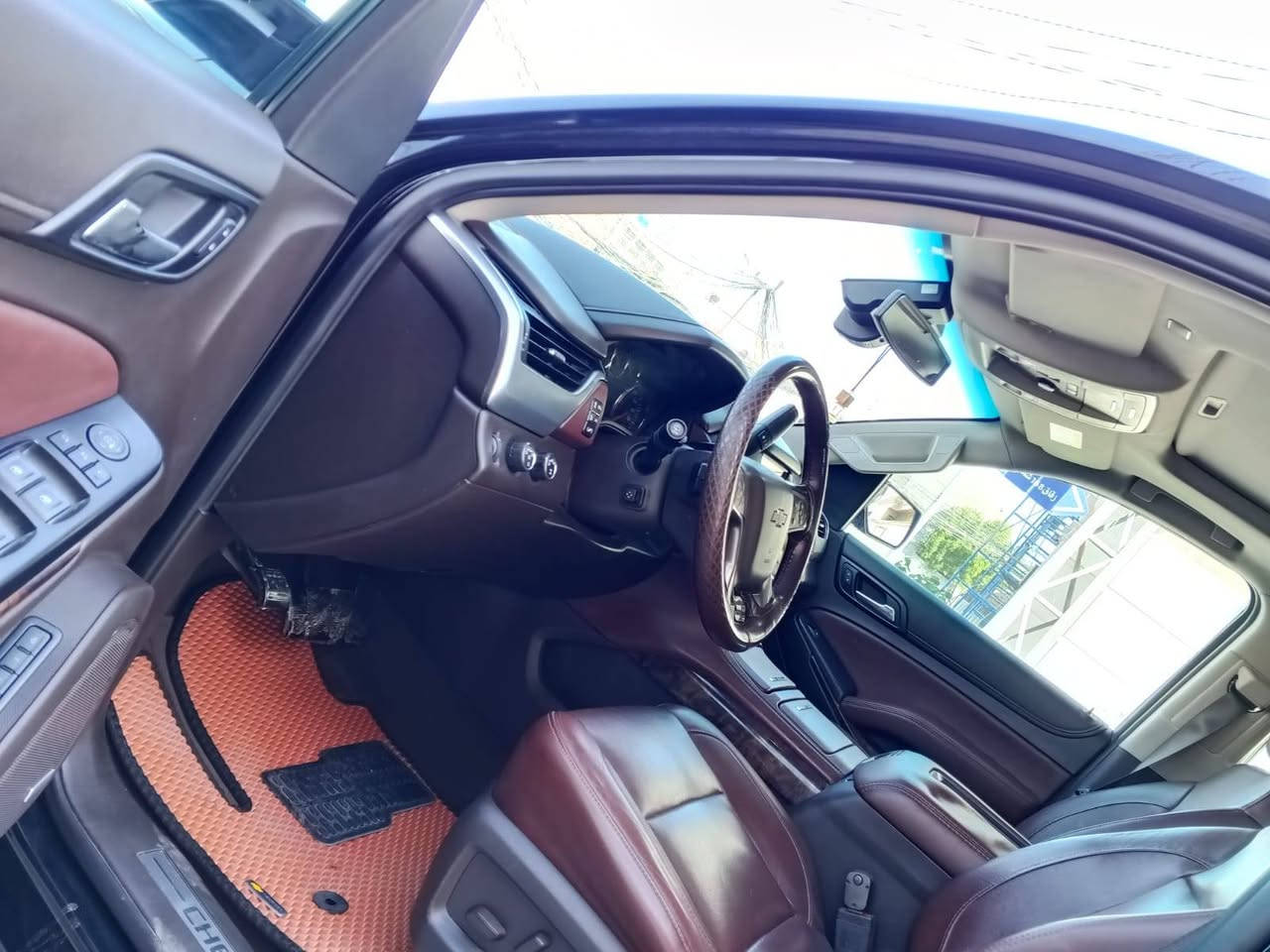 السلام عليكم تاهو موديل 2020 خليجي بريمر كفاله عامه تغليف عازل حراره مواصفات بصمه  فتحه كشنات جلد كشنات كهربائية خلفي امامي فول مواصفات وحد عل وحد اليت زنون شاير بل مري شفط حداديه خلفي امامي جديده رقم بغداد تحويل مباشر ابسمي كفاله عامه من ضربه وتبديل وصبغ سعر 435 العنوان كربلاء ***********
