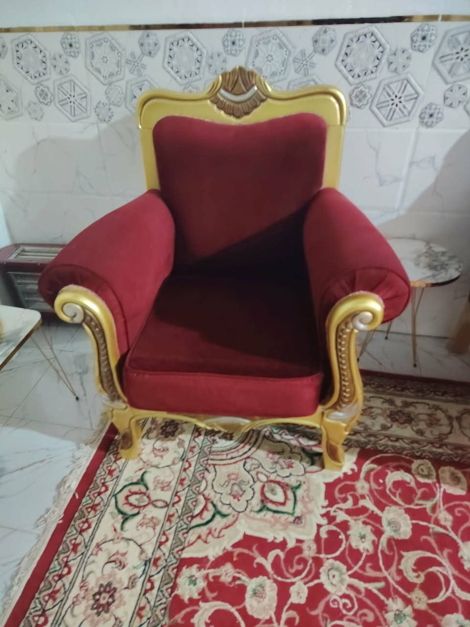 تخم ملكي 10 نفرات نضيف جدا مع طبلات 4 
السعر 375 
العنوان نجف الرضويه


**إذا كنت صاحب هذا الإعلان وتريد حذفه لأي سبب، رجاءا أرسل رسالة إلى الدعم الفني**