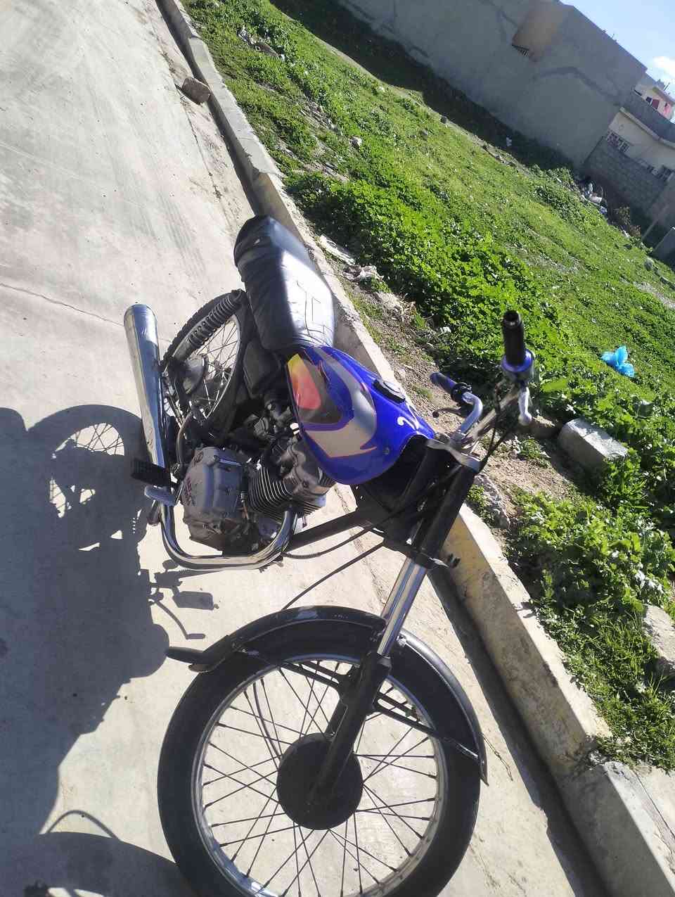 بارت 5 تسعات كلجات جديده وياله نضيفه تايرات نضيفه محرك نضيف نشاط فول كزوز عالي جديد
للبيع ومراوس سعر 175 وبي مجال مكاني تلكيف


**إذا كنت صاحب هذا الإعلان وتريد حذفه لأي سبب، رجاءا أرسل رسالة إلى الدعم الفني**