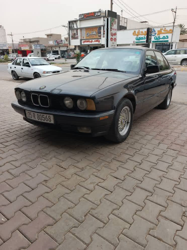 بي ام دبليو موديل ١٩٩٢ رقم كركوك رقم دولي جديد سنوية لغاية ٢٠٢٧ بسمي .... أني مكلف بالنشر اتصل بالرقم صاحبها   ***********
كير اوتوماتيك 525  .... كوبون بنزين ⛽ موجود كير ومحرك شرط لاصرف لابخار صدر شرط تايرات شرط كهربائيات كلها شغال دواخل كلش نظيف سعر ٤٣$ وبيها مجال شراي اتصل بالرقم صاحبها مكان سياره كركوك كركوك, العراق
