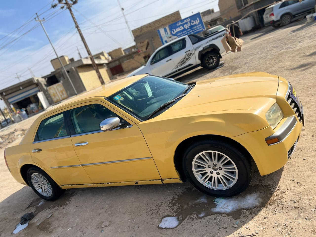 السلام عليكم
اوبامه 10 كفاله عامه
سياره جاهزه بأسمنه
مكينه 
كير 
حداديه
سياره مال جناي
خطها شطره _نجف

العنوان الناصريه_قضاء الشطره
الشراي يتصل  ***********
