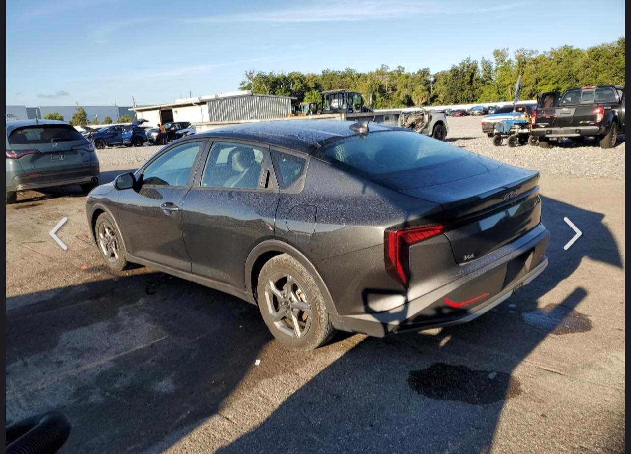 K4 2025  LX

عدد 2 وحد ضربه يمين الثانيه ضربه يسار 
سيارة تريده ع وضعه
او تريده مصلحه أبدلك الأبواب وكاله 
مع الايرباك 

السياره حالياً بالشارقة  

تدخل ع اربيل  

إذا احد عنده كتاب شهداء

 تدخل ع البصره

***********
