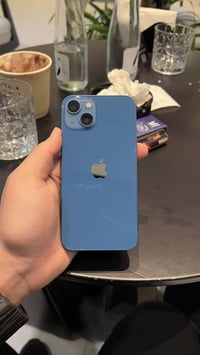 ايفون ١٣ • ١٢٨ • بطارية ١٠٠