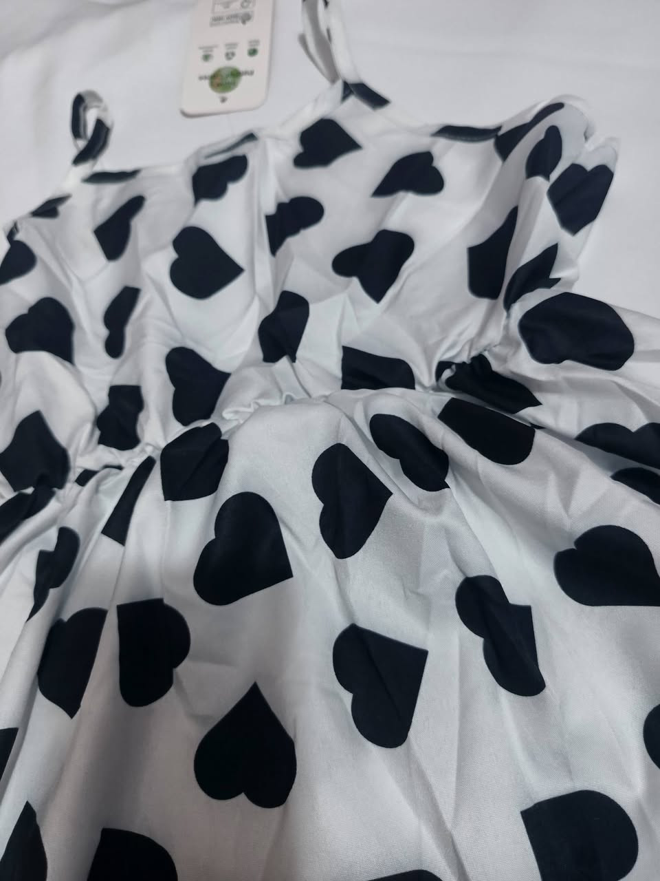 اناقة بنتج يمي 
فساتين بنوتات حلوات بات بات متلكون هيج فساتين غير يمي واسعار حلوه....


**إذا كنت صاحب هذا الإعلان وتريد حذفه لأي سبب، رجاءا أرسل رسالة إلى الدعم الفني**