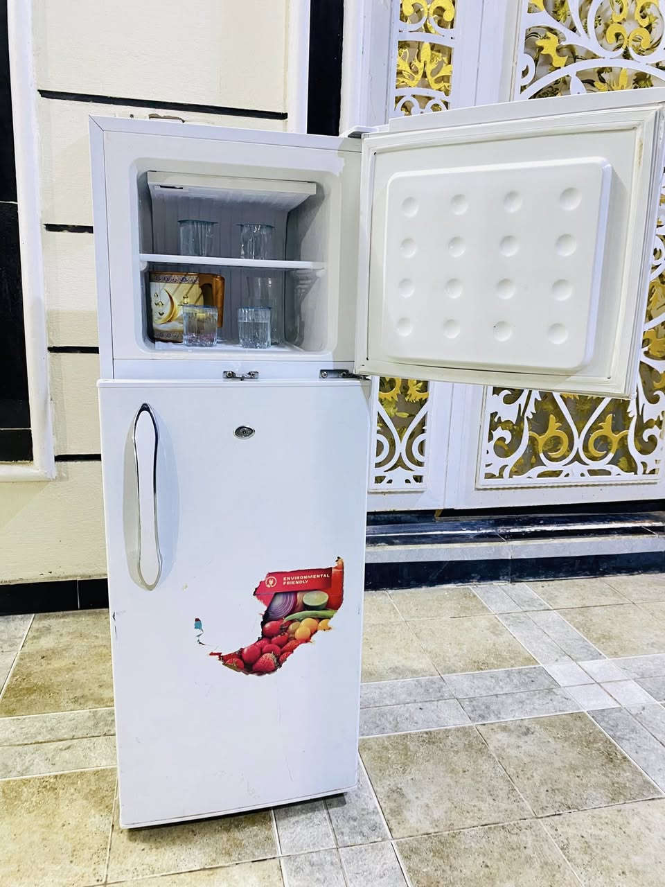 هاي ثلاجه صغيره 10 قدم جديده كلش ونضيفه وشغاله وعالفحص وضمان ماداخله تصليح ابد مكانه محاويل


**إذا كنت صاحب هذا الإعلان وتريد حذفه لأي سبب، رجاءا أرسل رسالة إلى الدعم الفني**