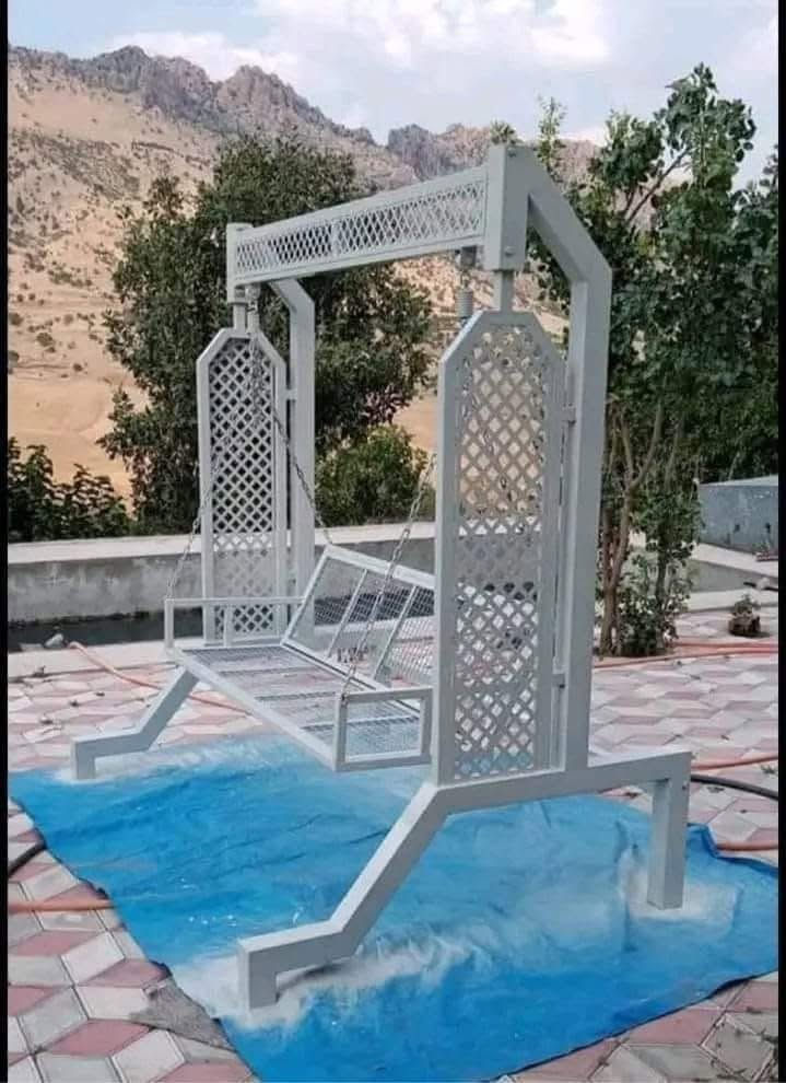 بسم الله وصلاة وسلام على رسول 
تم افتتاح محل حدادة لكافة انواع الحدادة(شبابيك و ابواب 
ومراجيح و محجلات ) بانسب الاسعار 
العنوان الحجاج الشارع العام قرب محلات نجم الشيعي 
للاستفسار  عبدالرحمن  خميس ***********
***********
