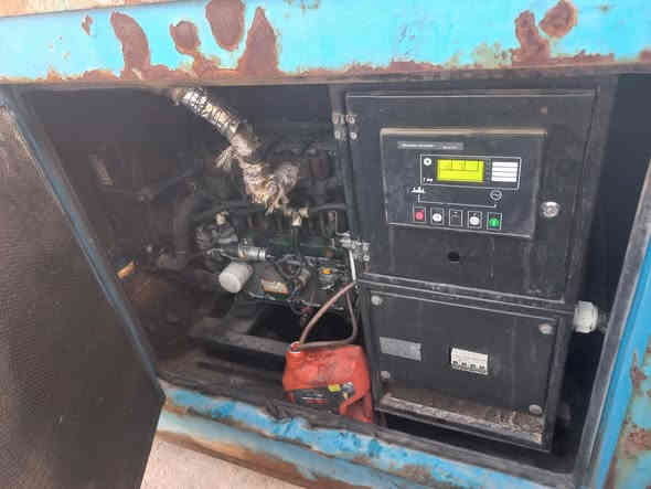 مولد لستر بتر ١٧ كيفي
٣ فيز مجفته جديد
العنوان الانبار الفلوجه
***********
