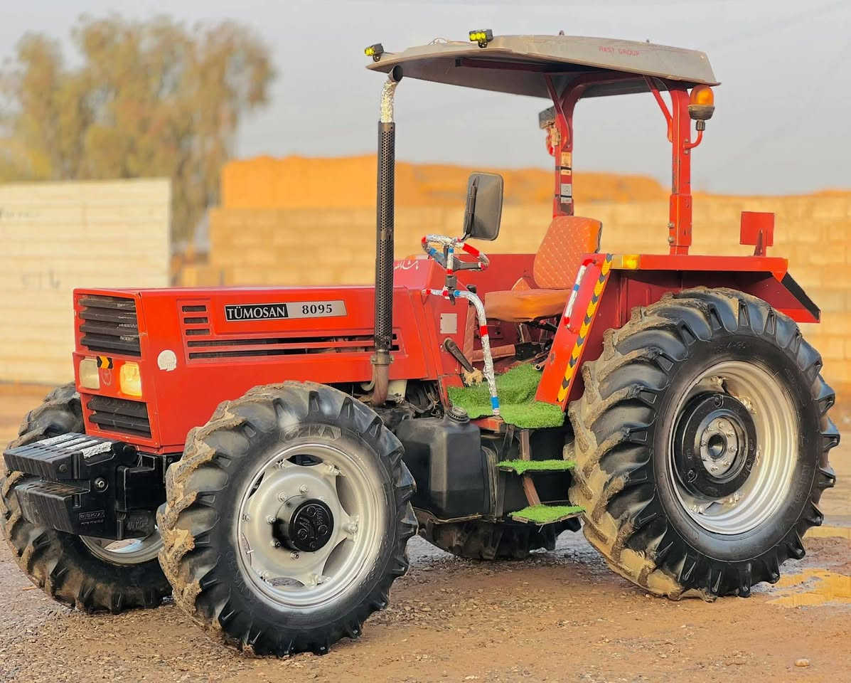 تنكتر فيأت دبلكسن  ع وضع الشركه تايرات جدد
السعر 18مليون 💰وبي مجال بي كتاب 
موديل 2011 كلو شركه محرك ما مفتوح 
محرك +گير مكفول لا تبخير ولا تنقيص 
للأستفسار اتصال  
***********
***********
