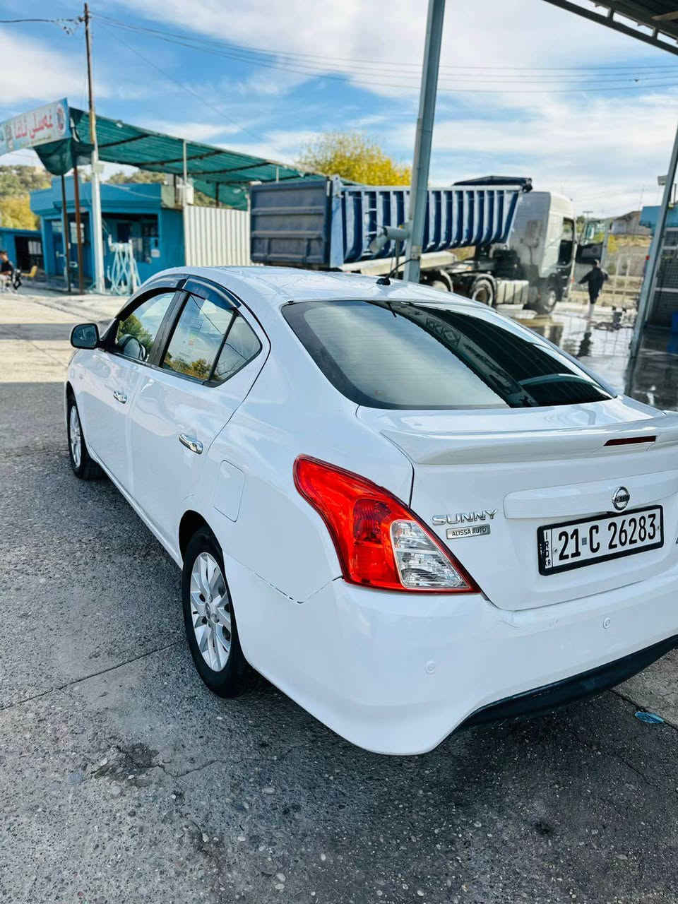 سلام عليكم 
نيسان صني هندي بليته زركة ٢٠١٦
كير محرك تبريد كلشي بشرط 
سيارة بدون مصرف كلشي جاهز بي صدر تايرات كله جديد 
بي ٣ قطع بدون دواخل بدون شواصي بدون حالوب 
سعر ٩٢ وبي مجال 
مكان سيارة كركوك 
*********** كركوك, العراق
