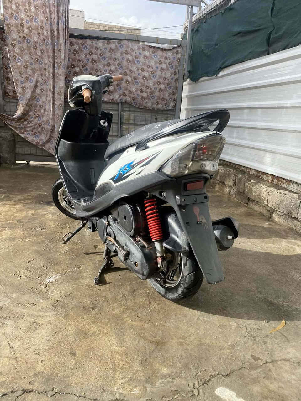 مطور ماكس للبيع المطور نضيف حيل بوشته ٤٩ بلادي ويرمنياء كلهاء شغله السعر ٨٥٠وبي مجال بسيط الاستفسار ***********
