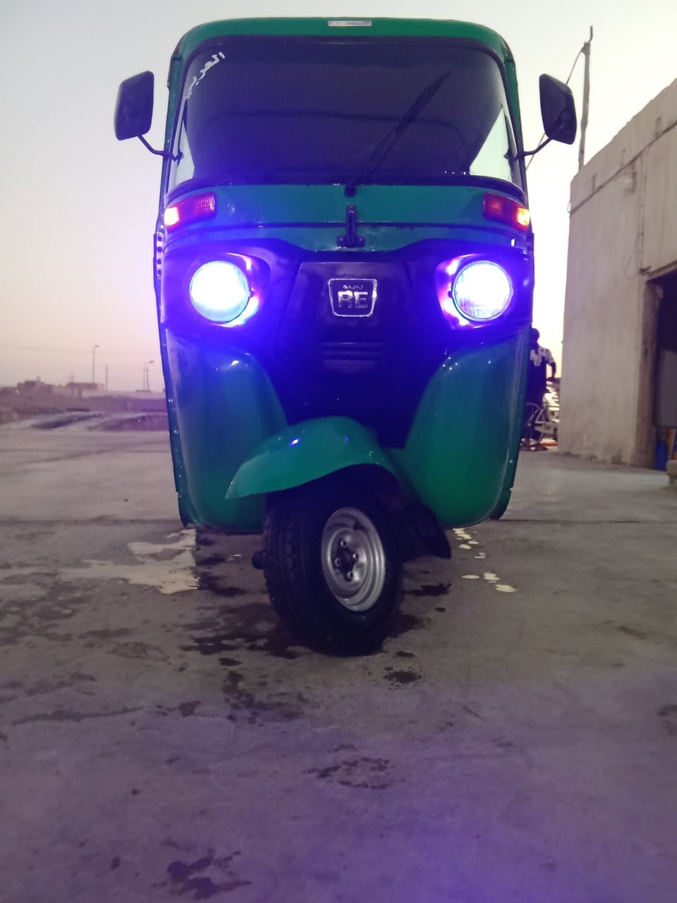 سلام عليكم تكتك البيع مديل 22شهر 8 كفاله عامه ما عده بارد بل القد فقط تكتك جاهزه رقم ؤسنويه شراي تعال خاص هاذه ,رقمي ***********ما بي وتساب
