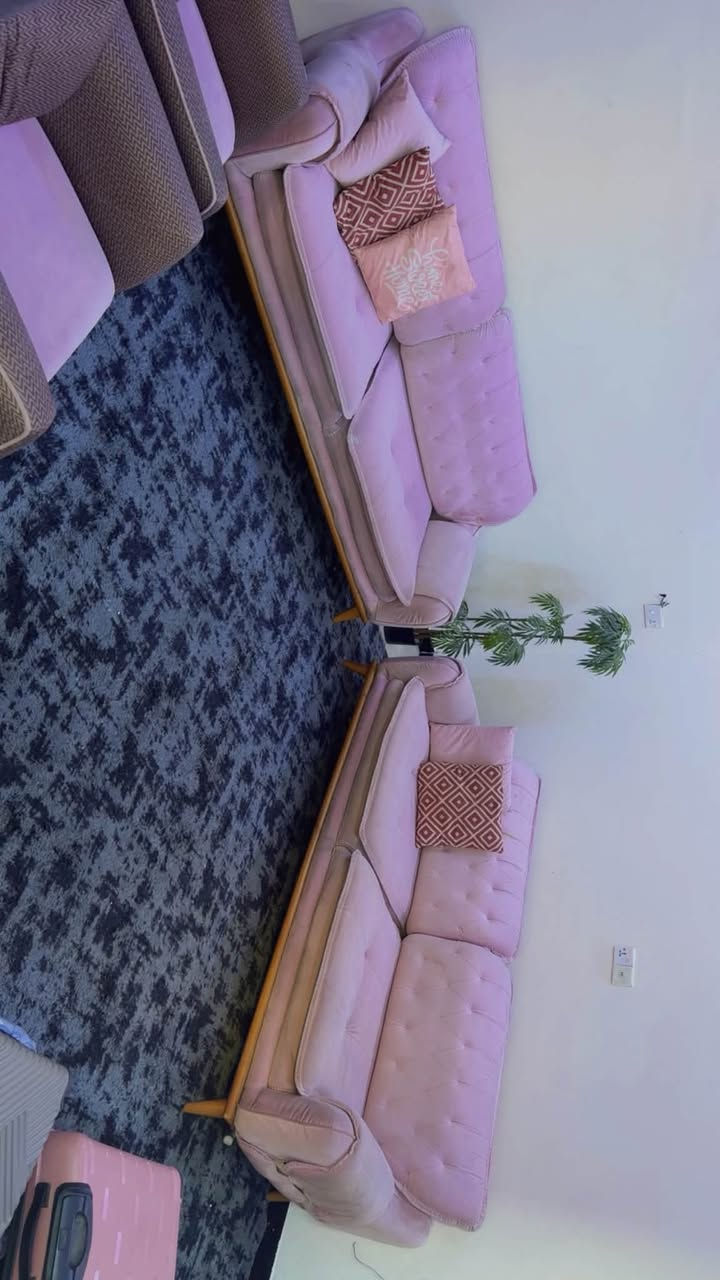 تخم تركي درجة اولى نظيف جداً  للبيع (استعمال قليل ) 
سعر الشراء ٢ مليون سعر البيع ٥٠٠ الف بي مجال بسيط 
العنوان بغداد الكرخ حي الحسين للتواصل ***********
