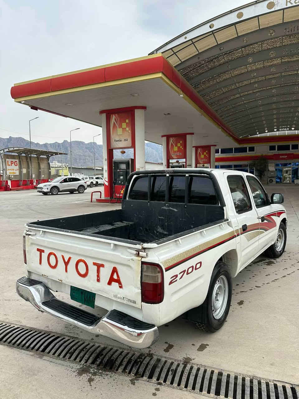 تۆێتاهایلۆکس 2002مەنەفێست بێ لێدران بێ بۆیاخ چوارتایەی نوێی لەژێرە گێڕومەکینەو ئەکسلی بەشەرت دەحم وەرگەڕان بەشەرت هه تابڵێی توندوتۆڵە سەیارەکەبەس ماشەأڵلەی دەوێ کارەبای هه موی مەزبوتە شوێنمان ڕانیە ،،چوارقوڕنەیە بۆزانیاری زیاترپەیوەندی بکەن بەم ژمارەیەوە
***********وەتسئاپی لەسەرە أربيل, العراق
