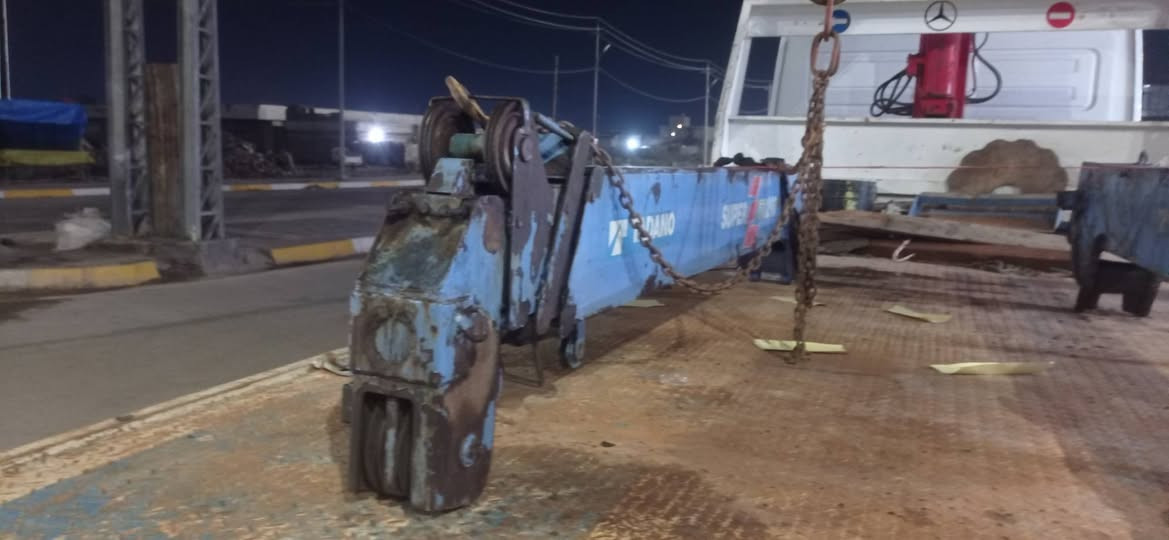 كرين مكفول مال حاويه طنين و900   3سلايت ريمون ***********
