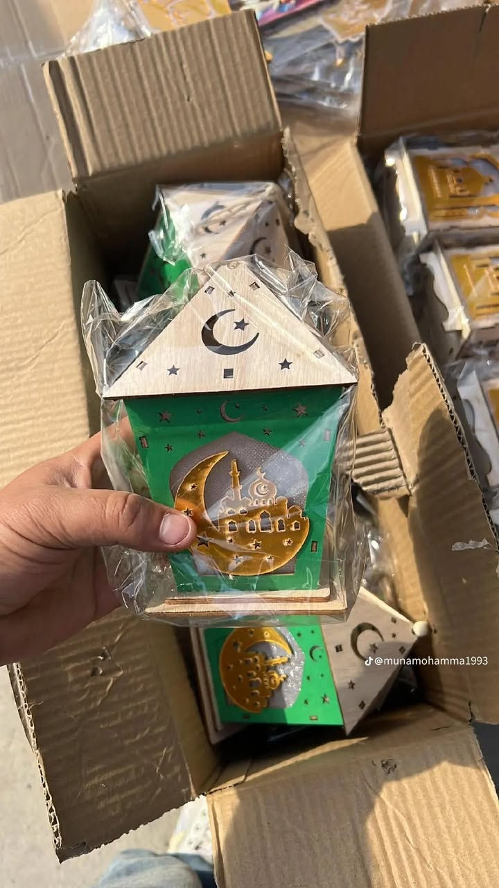 فوانيس وبهذالجمال خشبيه بيها كلوب داخلي سعرالدرزن ٣٦الف ويوجدتوصيل لجميع محافظات ب٥الف


**إذا كنت صاحب هذا الإعلان وتريد حذفه لأي سبب، رجاءا أرسل رسالة إلى الدعم الفني**