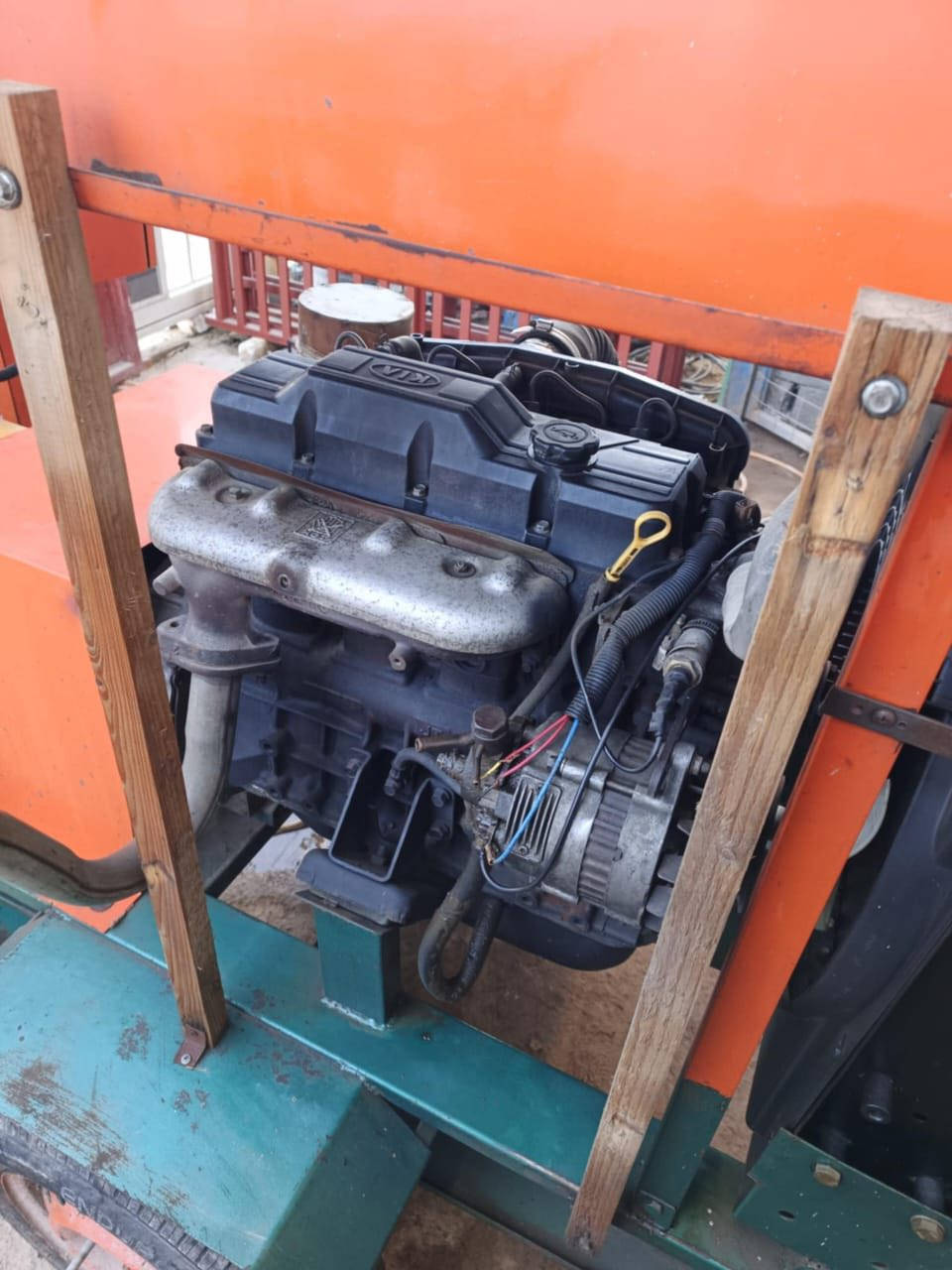 مولده كيا 2700 جديده بمعنه كلمه سعره 18$ورقه وبيه مجال مكان نجف ***********
