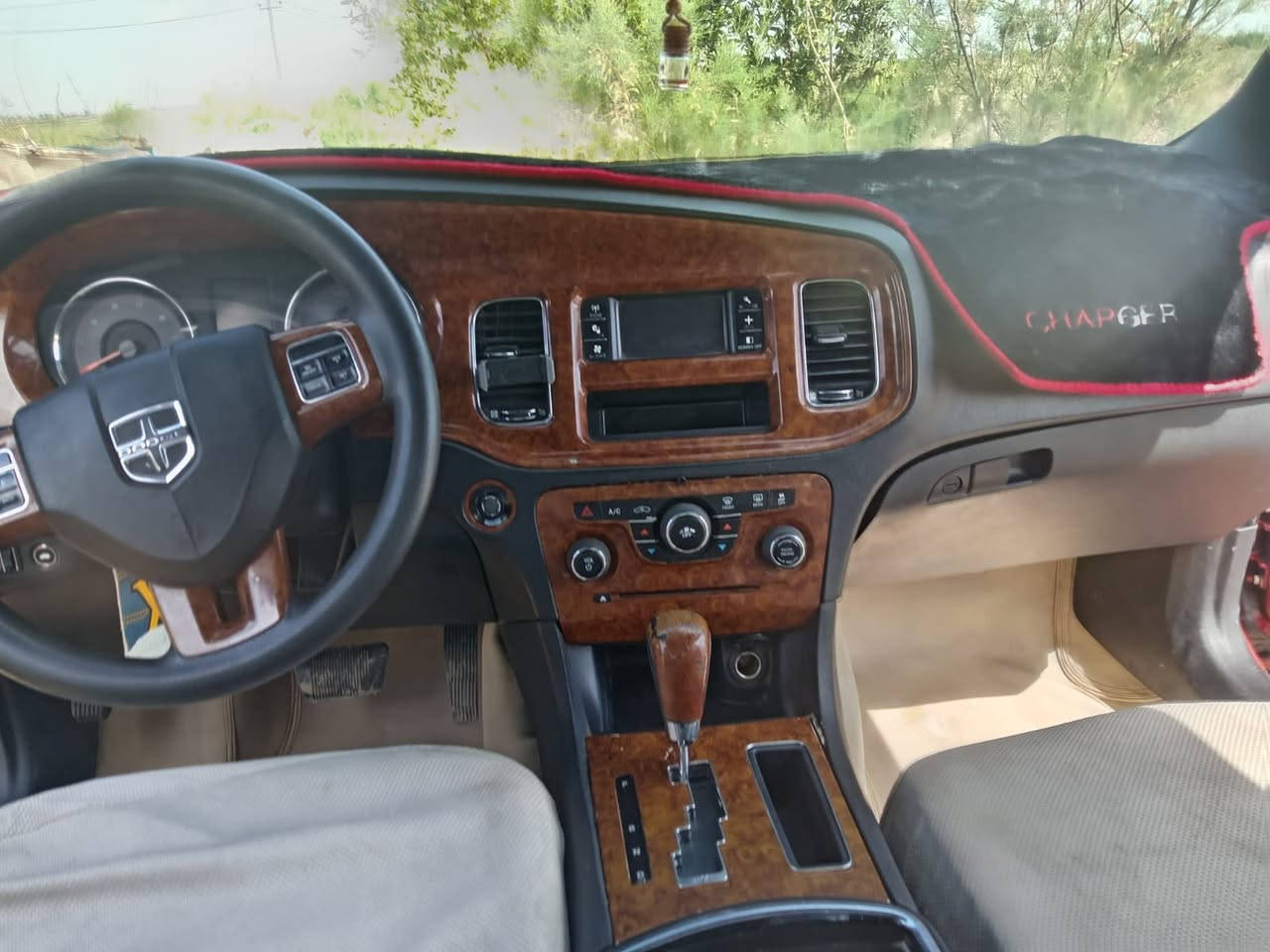 سلام عليكم للبيع جارجر 2013سياره جاهزه كير مكينه حداديه خلفي امامي تخم تاير كله جديد صبغه جديده مكفوله من الكص والجفيه والعيب الشرعي مصفره هيئه وغرامات رقم بصره تحويل ثاني يوم العنوان ميسان المجر الكبير ‭0781 794 1239‬
