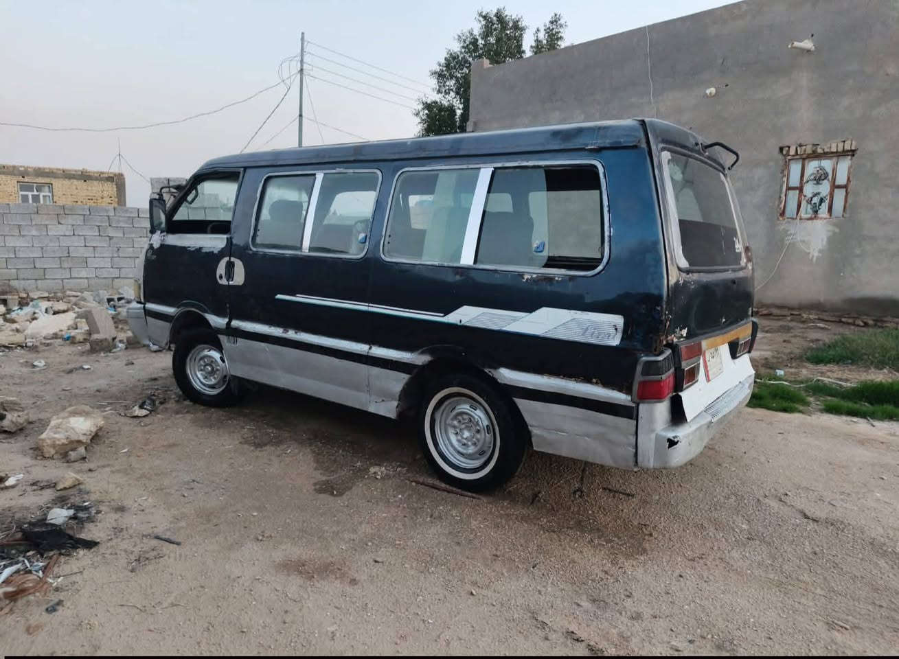 السلام عليكم كيه بسته رقم الماني مصفره تريد مداور أو وكاله كير ومحرك واكسن خير من الله السعر 18 وبيه مجال الاتصال عرقم ***********
