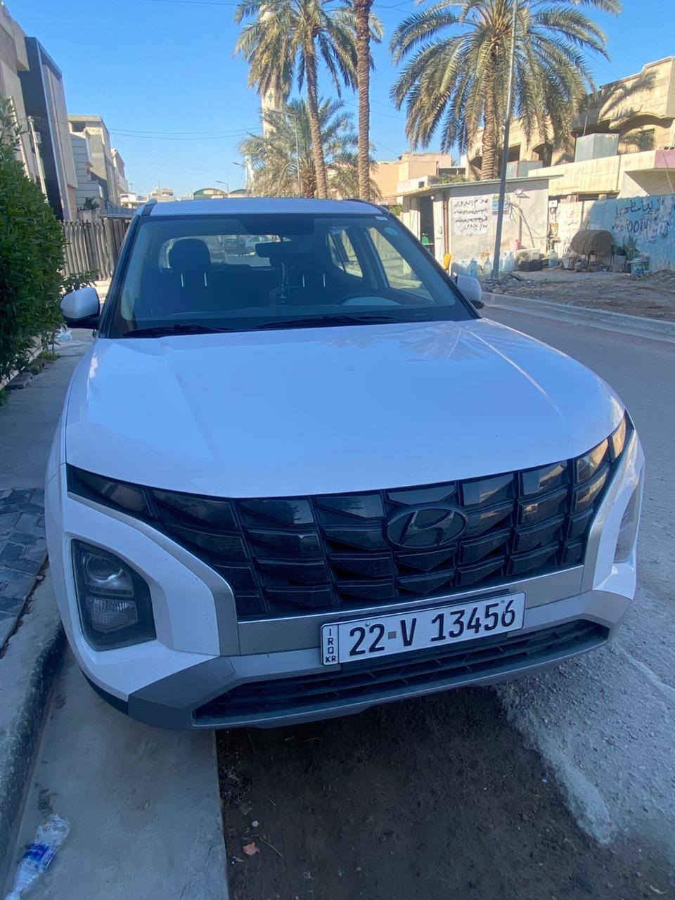 نوع السيارة :  هيونداي كريتا
موديل : ٢٠٢٤
عددٍ الكيلومترات : ٢٠/٠٠٠
لون السيارة : ابيضّ سقف سلفر
لون الداخل : مخمل + اسود
لاتوجد عليها اي غرامات او اي مخالفات
ملاحظة : التحويل مباشر و هناك ملاحظة صغيرة في الباب الخلفي و الدعامية الخلفية فقط
للاتصال 
***********
***********
