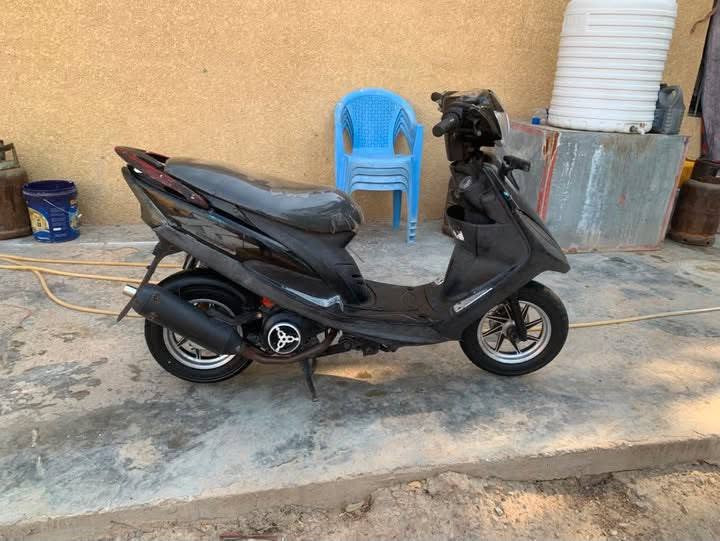 ***********
دراجه ماكس ب 450 بيها مجال
