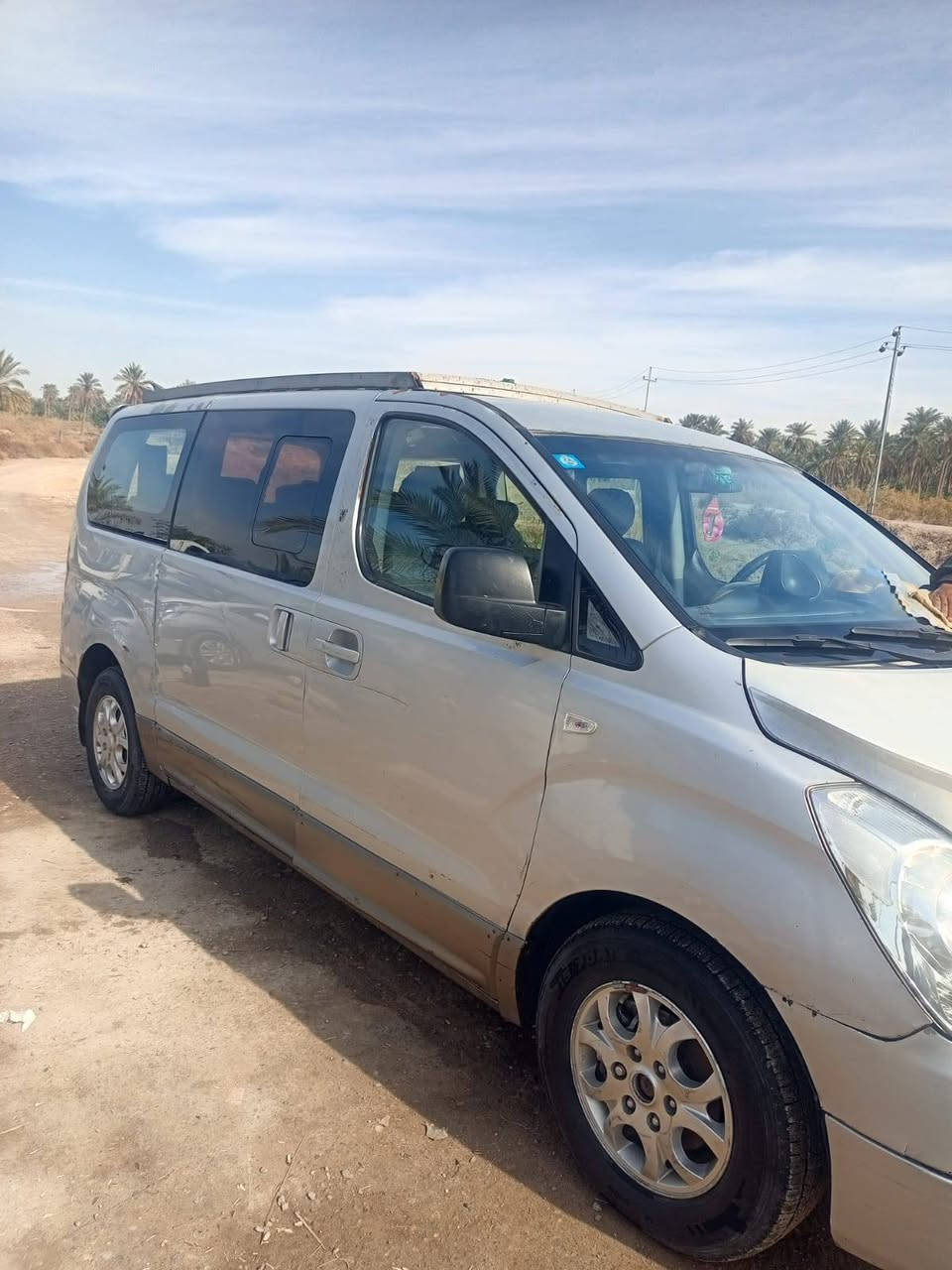 السلام عليكم ستاركس 9مسكر كير مكينه شهر ونص من شاده  اكسن كفاله تخم تاير رقم بصره راعيه موجود يمي الرقم انكليزي لا ضربه ولا صبغ السعر 120 عنوان ناصرية***********
